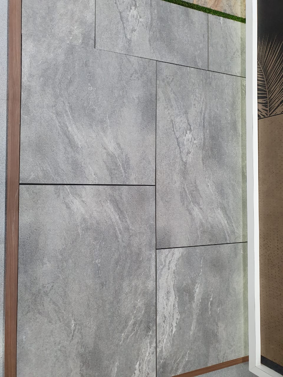 20mm Earthcore Grey Porcelain Paving 600x900mm — view 2